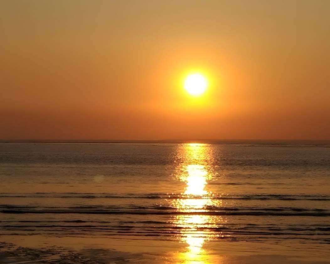 Dumas Beach